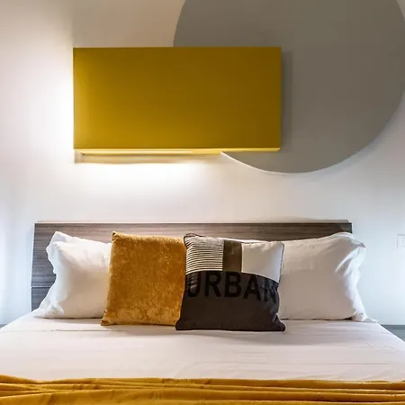 Tartini Lofts דירה