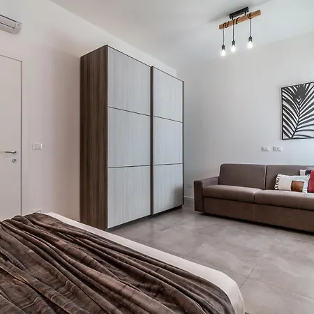 Tartini Lofts 公寓 *