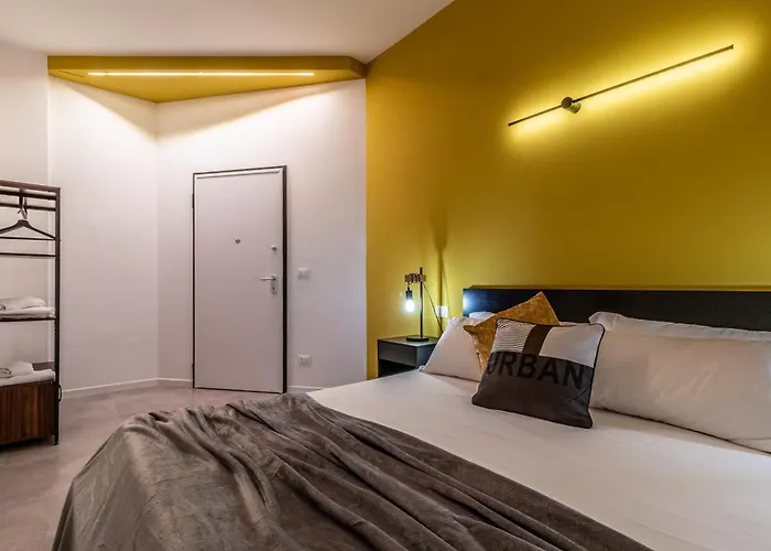 Tartini Lofts شقة